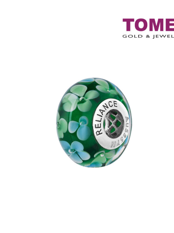 TOMEI Chomel Floriate with Reliance Charm, White Gold 585