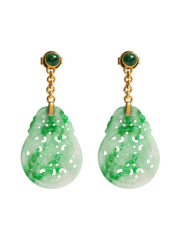 TOMEI Engraved Jade Earrings, Yellow Gold 750