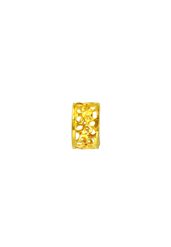 TOMEI Flower-Pattern Charm, Yellow Gold 916