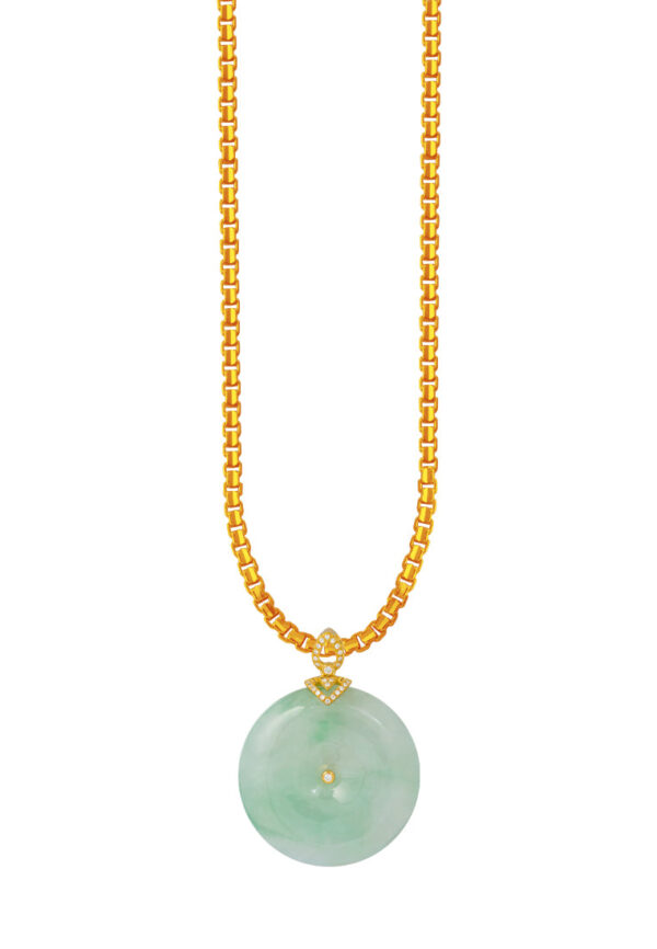 TOMEI Jadeite Pendant, Yellow Gold 750