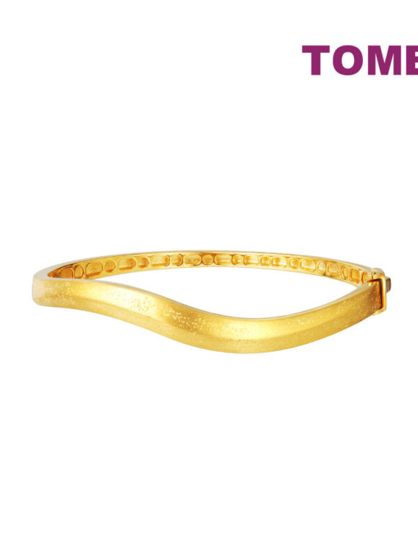 TOMEI Matte-Finishing Wavy Bangle, Yellow Gold 916