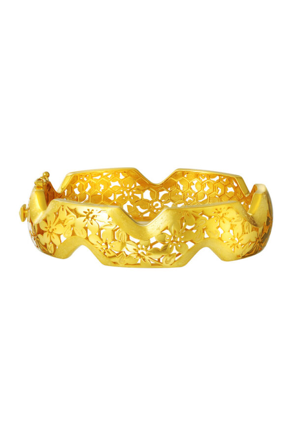 TOMEI Sri Puteri Heritage Floral Bangle, Yellow Gold 916
