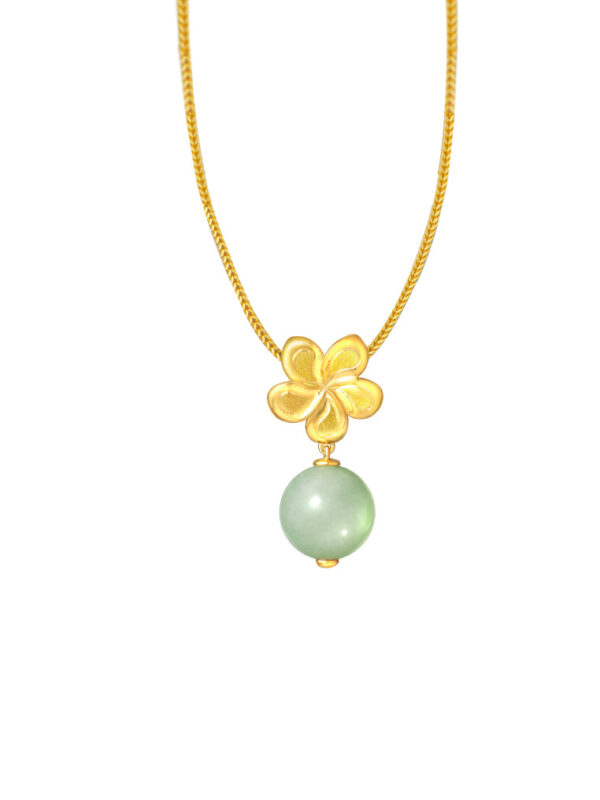 TOMEI The Flower Jade Pendant, Yellow Gold 916