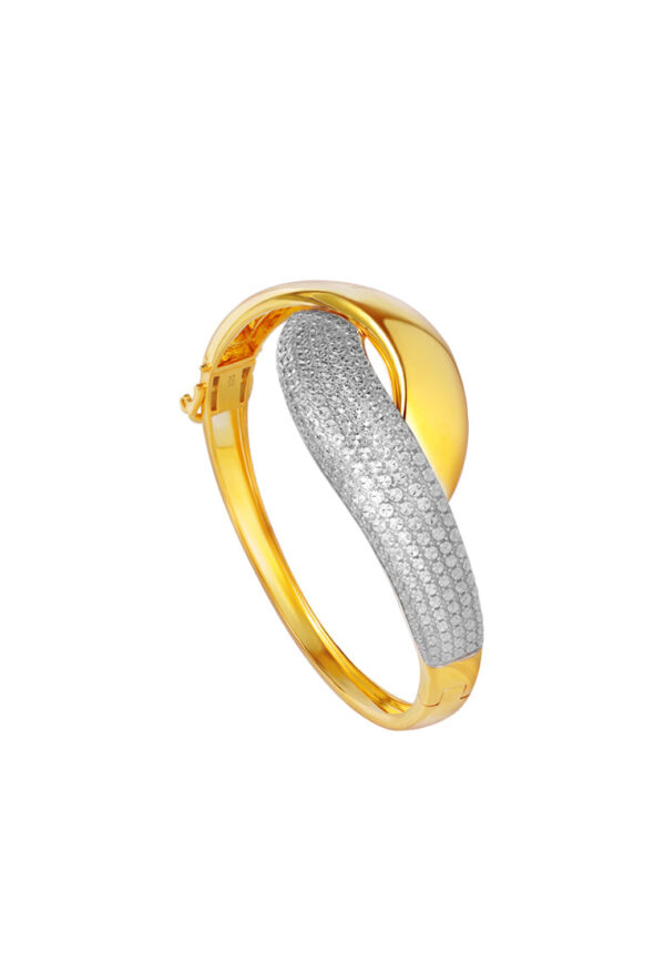 762_x_1100_0008_DC-YG17488_2C TOMEI Diamond Cut Collection Bangle, Yellow Gold 916