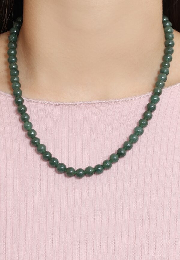 TOMEI Palace Grace Dark Green Jade Necklace